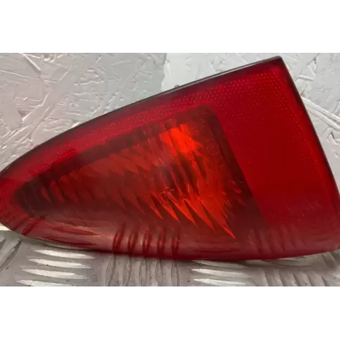 03320010 фара задняя Alfa Romeo 147 2002