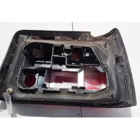 0436886L фара задняя Mazda 626 1987