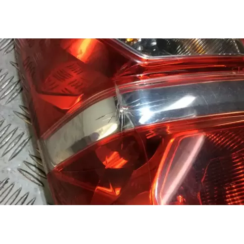 56420K24 фара задняя Toyota Hilux (AN10, AN20, AN30) 2014