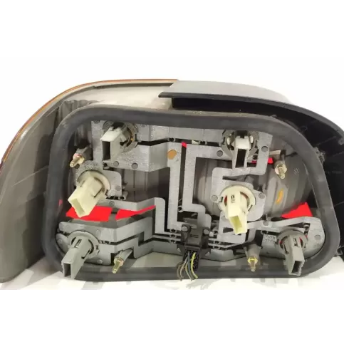 63218381246 фара задня BMW 7 E65 E66 1998