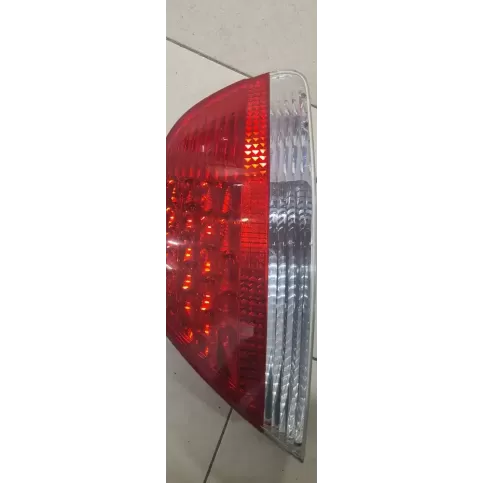 69142869 фара задня BMW 7 E65 E66 2005