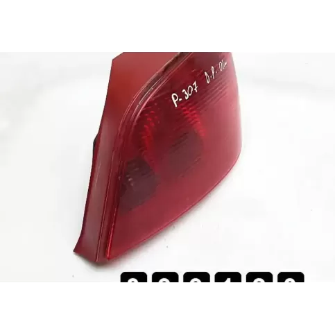 7AT17 фара задняя Peugeot 307 2001