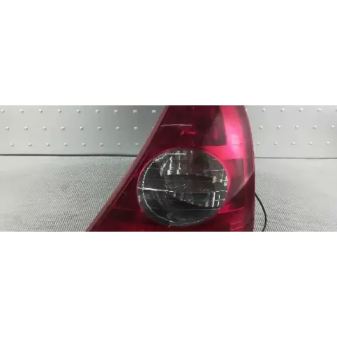 89023923 фара задня Renault Clio III 2004