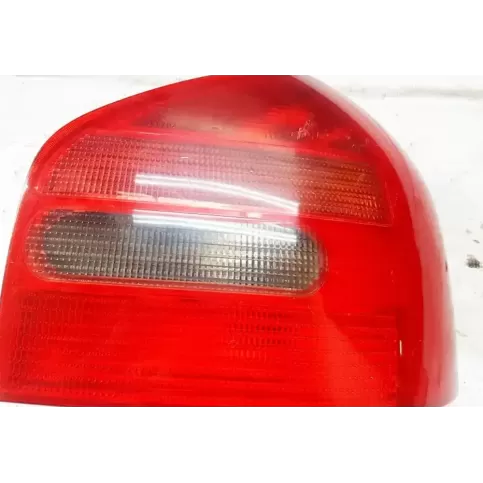 8L0945835 фара задня Audi A3 S3 8L 1999
