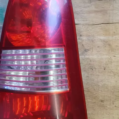 92402070 фара задняя KIA Picanto 2011