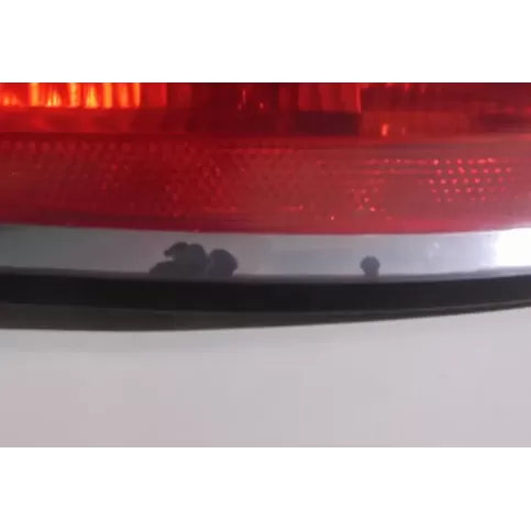 93190305 фара задня Opel Astra H 2004