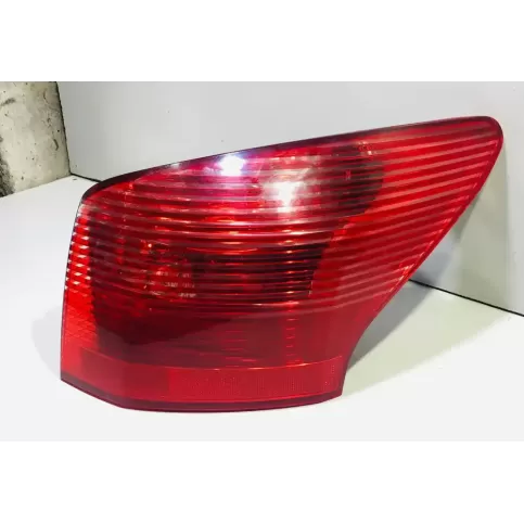 96441848680 фара задняя Peugeot 407 2005