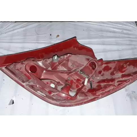9686566080 фара задняя Peugeot 207 2007