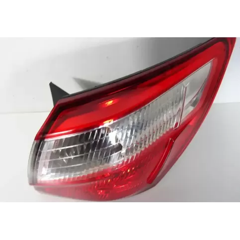 B26550BR00B фара задняя Nissan Qashqai 2012