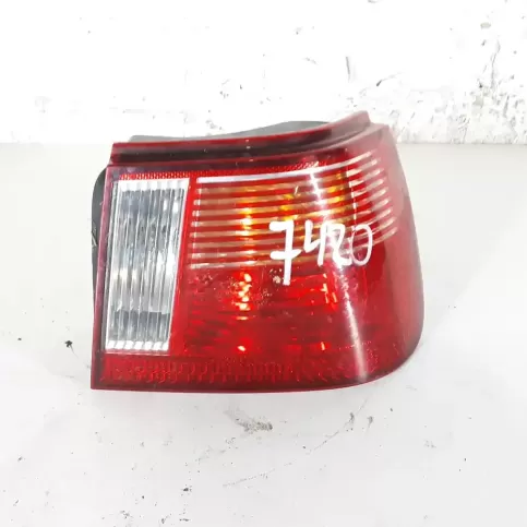 E1915 фара задняя Seat Ibiza II (6k) 2001