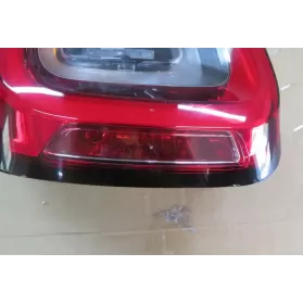 F03767000 фара задняя Fiat 500X 2019