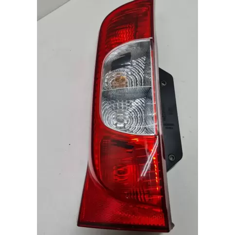 081504908 фара задняя Peugeot Bipper 2010