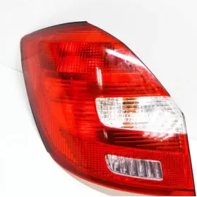 2021101048 фара задня Skoda Fabia Mk2 (5J) 2009