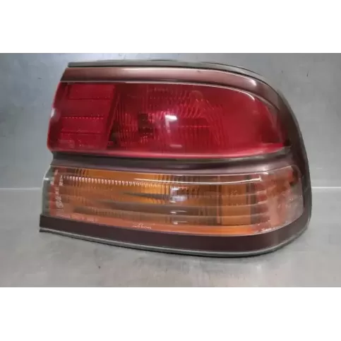 2655443U25 фара задняя Nissan Maxima 1995