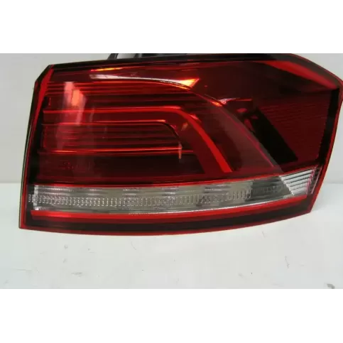 3G9945096 фара задня Volkswagen PASSAT B8 2019