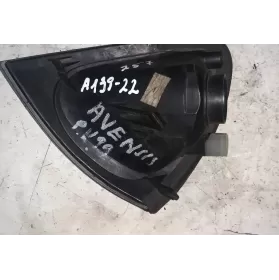 54596334 фара задняя Toyota Avensis T220 1999
