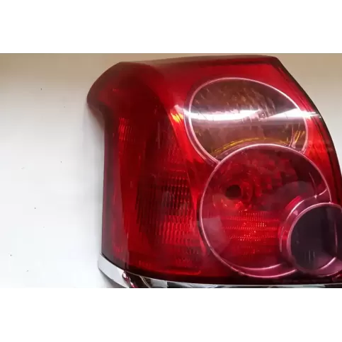 89030186 фара задняя Toyota Avensis T250 2005