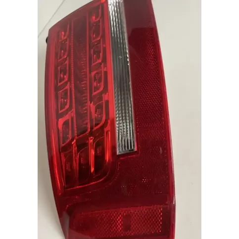 8T0945095E фара задня Audi S5 2010
