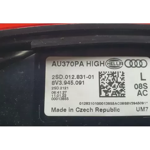 8V3945091 фара задняя Audi A3 S3 8V 2012