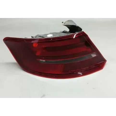 8V4945095 фара задняя Audi A3 S3 8V 2013