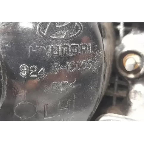924051C005 фара задня Hyundai Getz 2002