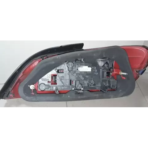 9644652677 фара задняя Peugeot 406 2000