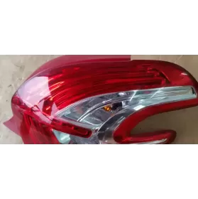 9672628380-03 фара задняя Peugeot 208 2015