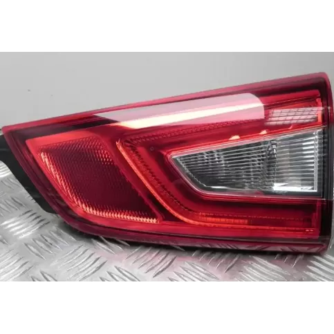 A1521 фара задняя Nissan Qashqai 2014