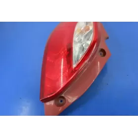 D651-51160 фара задняя Mazda 2 2010