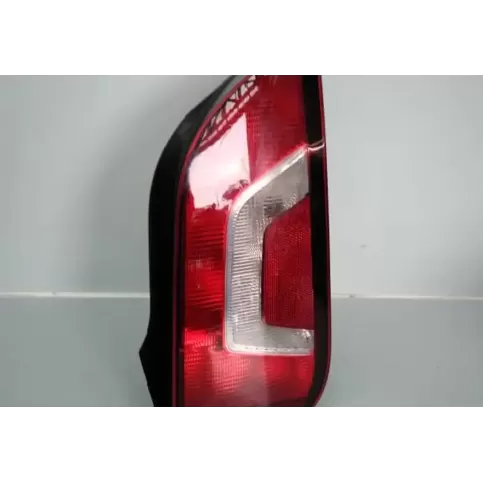 E1-B6-42-2 фара передняя Seat Toledo IV (NH) 2012