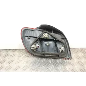 E139517 фара задняя Toyota Yaris 2000
