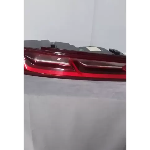 F00HTG404711 фара задняя Chevrolet Camaro 2018