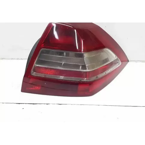 MST076 фара задня Renault Megane II 2005