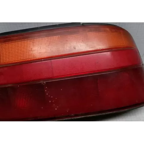 0089053 фара задняя Mazda 626 1990
