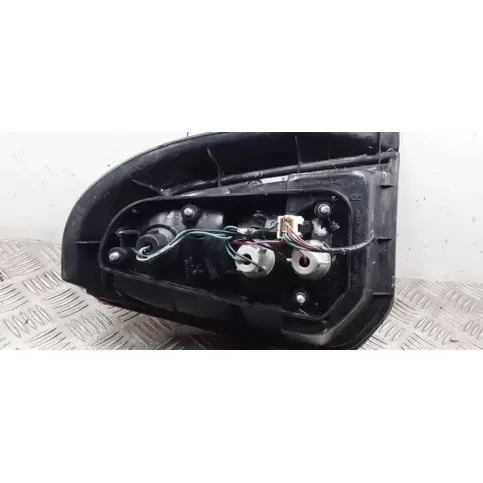 043167 фара задняя Mitsubishi Colt 2001