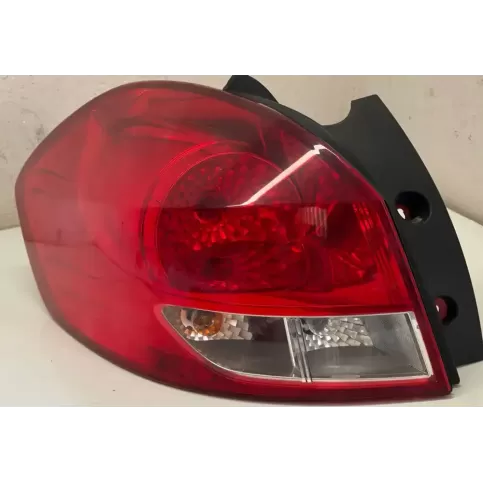 20240999 фара задняя Renault Clio III 2010