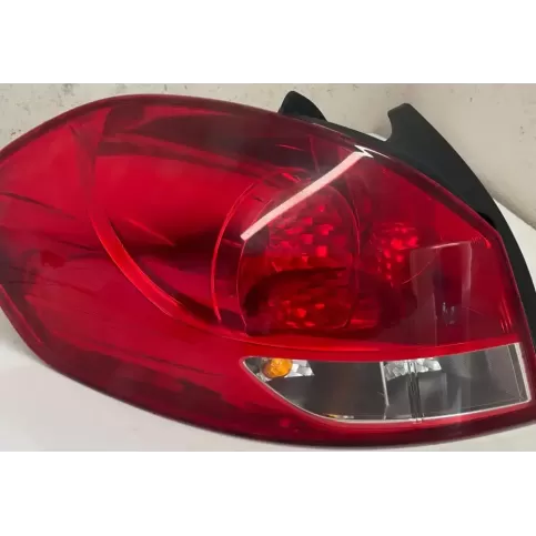 20240999 фара задняя Renault Clio III 2010