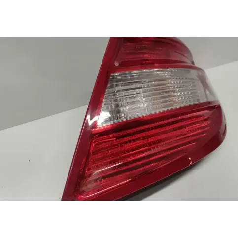2048200264R фара задняя Mercedes-Benz C W204 2009