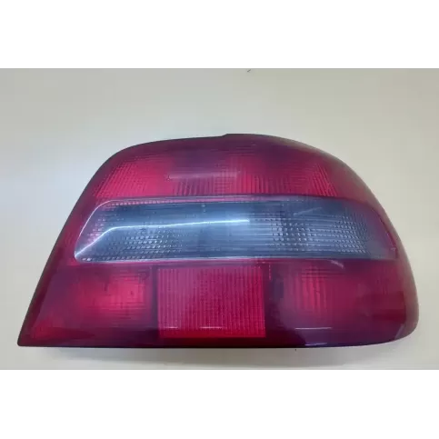29260204 фара задняя Volvo S40, V40 1999