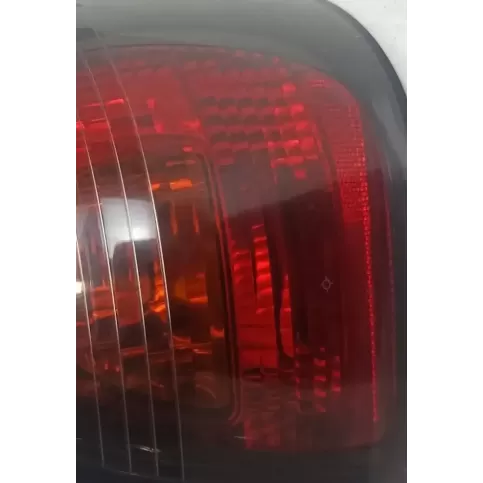 89026923 фара задняя Nissan Primera 2002