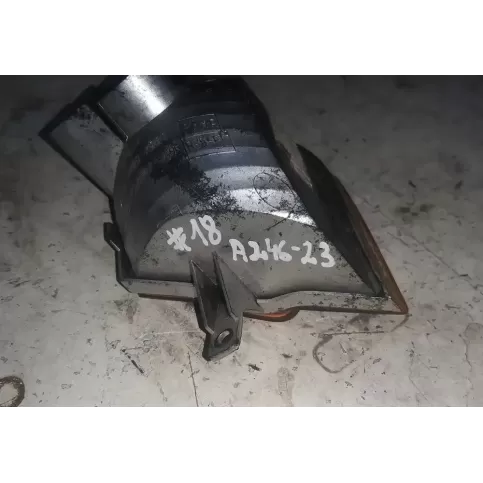 89027936 фара передняя Nissan Micra 2003