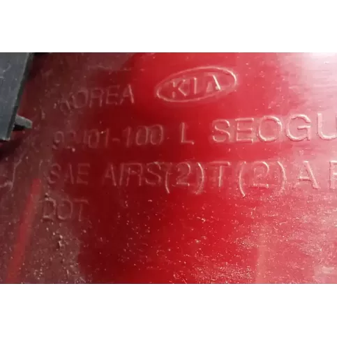 92401-100 фара задняя KIA Carens II 2007