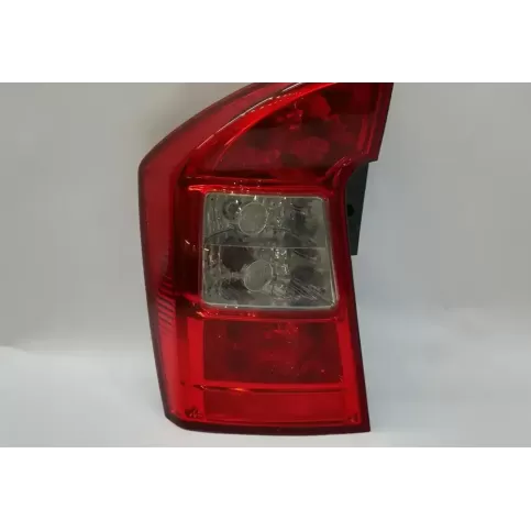 924011D010 фара задняя KIA Carens II 2006