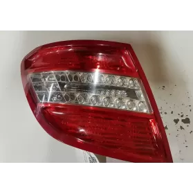 E122922A01 фара задняя Mercedes-Benz C W204 2010