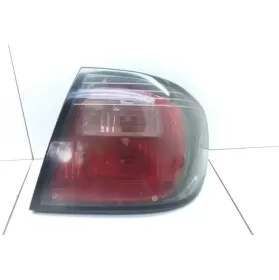 E28059 фара задняя Nissan Primera 2000