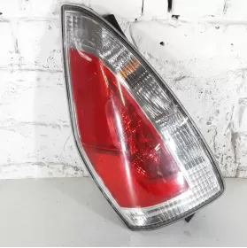 P7138L фара задняя Mazda 5 2010