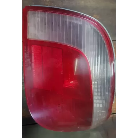 PP-T20 фара задняя Toyota Yaris 1999