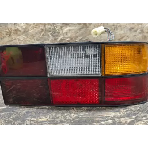 THK40 фара задняя Porsche 944 1985