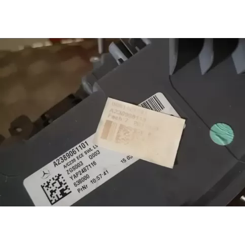 VAP2487116 фара задняя Mercedes-Benz E W238 2018