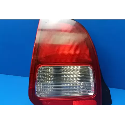 0431679 фара задняя Mitsubishi Colt 1998